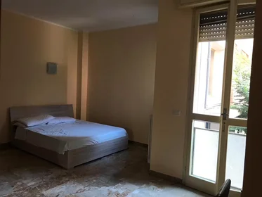 Quarto privado em Via Renata di Francia, , imagem 7 de 10