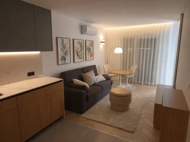 Logement entier à Rua da Fonte do Pocinho, Leiria, image 6 de 10