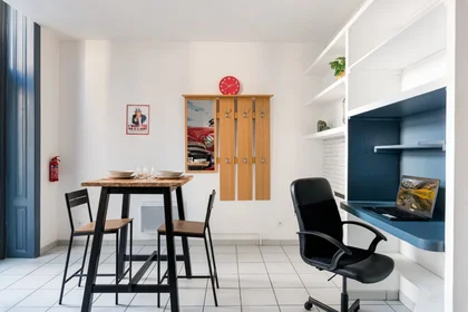 Appartamento intero in Rue Emile Reymond 9, immagine 12 di 15