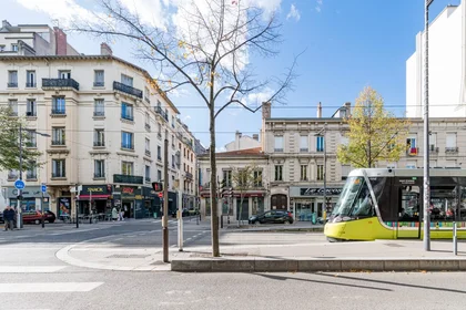 Appartamento intero in Rue Emile Reymond 9, immagine 6 di 15