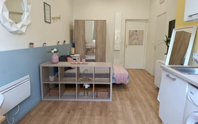 Dairenin tamamı konumu Rue Richelandière 8, 1 31 görüntüsü