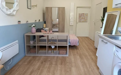Dairenin tamamı konumu Rue Richelandière 8, 24 31 görüntüsü