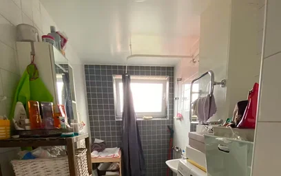 Room for rent with double bed {area}