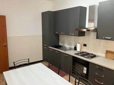 Chambre privée à Via Antonio Gramsci, 29/7, 16124 Genova GE, Italy, image 5 de 8