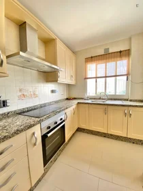 Habitación privada en Av. de Nazaret, imagen 9 de 20