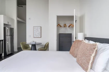 Appartamento intero in Yale Avenue North, South Lake Union, immagine 8 di 10