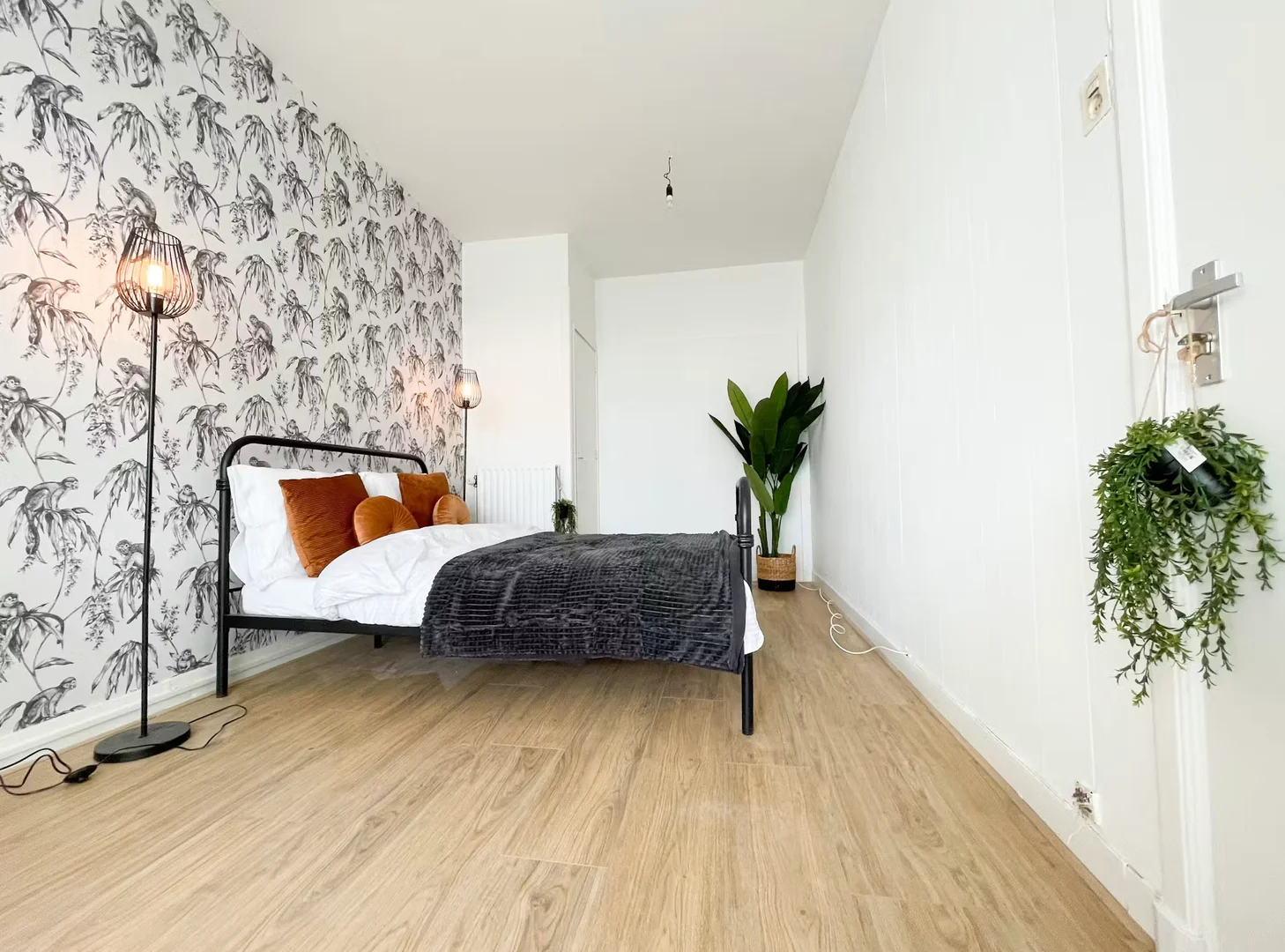 Quarto para alugar em apartamento de estudantes em , totalmente mobilado