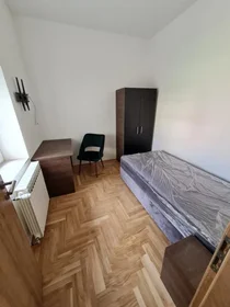 Dairenin tamamı konumu Vinkovačka cesta 4, 5 5 görüntüsü