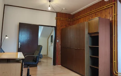 Entire apartment at Ulica Lorenza Jagera, image 5 of 19