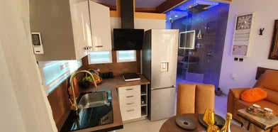 Entire apartment at Zagrebačka ulica 36, image 8 of 19