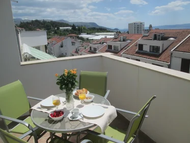 Entire apartment at Vinogradska ulica 43, image 1 of 10