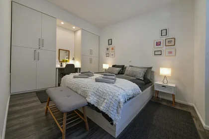 Apartamento inteiro em Petrova ulica 8, imagem 1 de 10