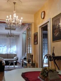 Entire apartment at Гундулићев венац 38, image 2 of 15