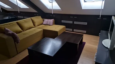 Dairenin tamamı konumu Ulica Stjepana Radića 42, 2 30 görüntüsü