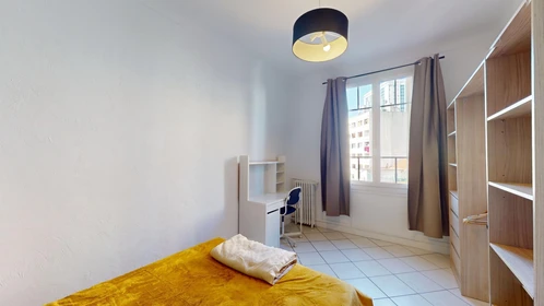 Quarto para alugar ao mês em Toulon