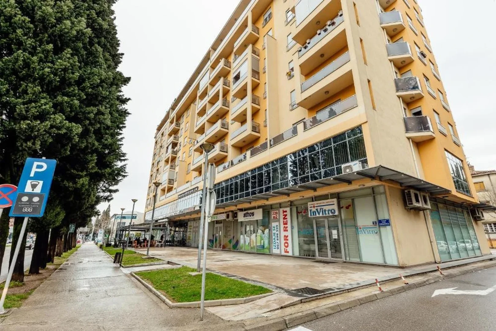 Bulevar Ivana Crnojevića 58