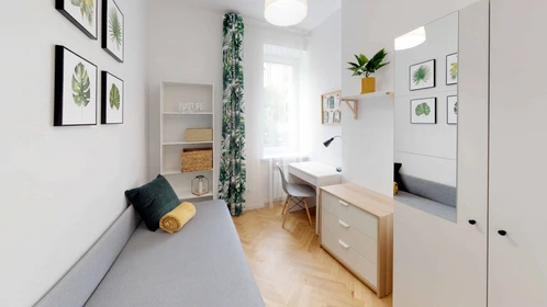 Habitación en alquiler con cama doble Warszawa