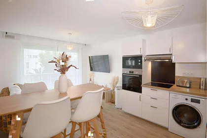 Prywatny pokój Rue Aurélienne, 06150 Cannes, France, obraz 8 12