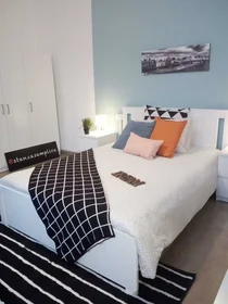 Habitación privada en Via Rocca d'Anfo, , imagen 1 de 10