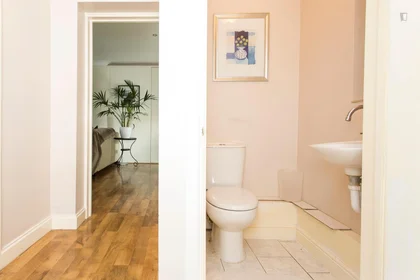 Privatzimmer in der Evesham Way, bild 14 von 19