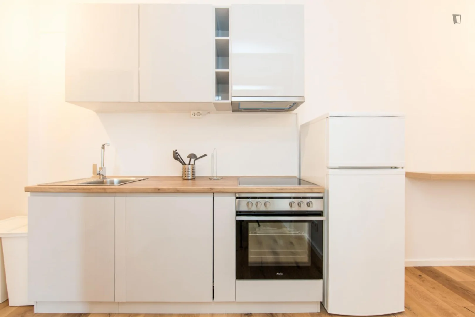 Chambre à louer dans un appartement d'étudiant à , entièrement meublée