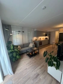 Logement avec 3 chambres à Malmo