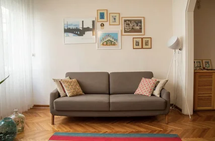 Apartamento inteiro em Bilezikçi Sokak, imagem 1 de 8