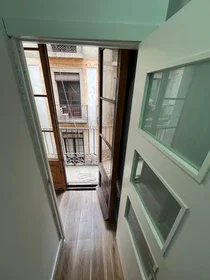 Private room at Carrer de Milans, El Gòtic, image 9 of 10