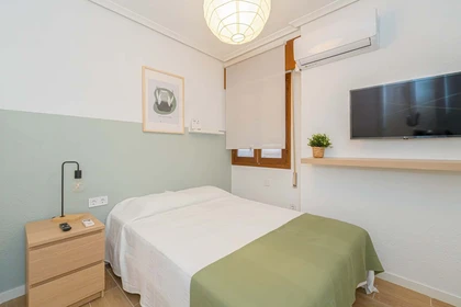 Quarto para alugar ao mês em Alicante-alacant