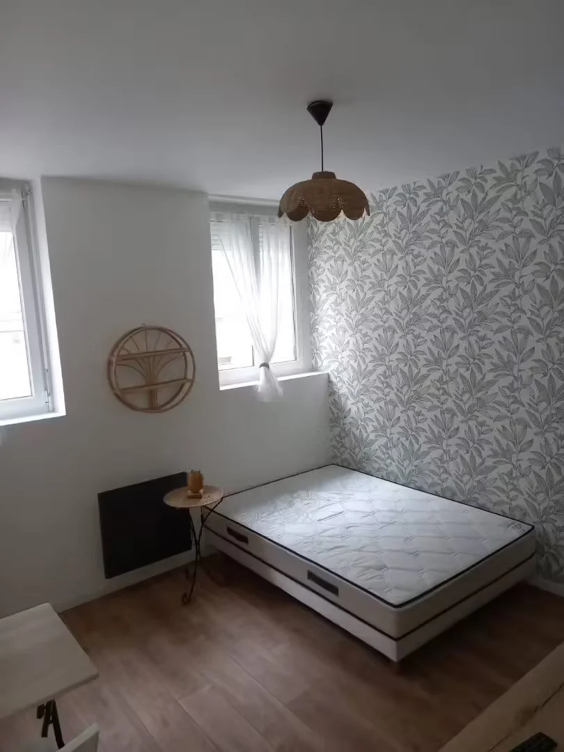 Quarto amigo do estudante em  com comodidades modernas