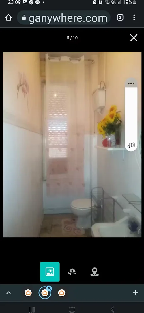 Economical student room with convenient location in 