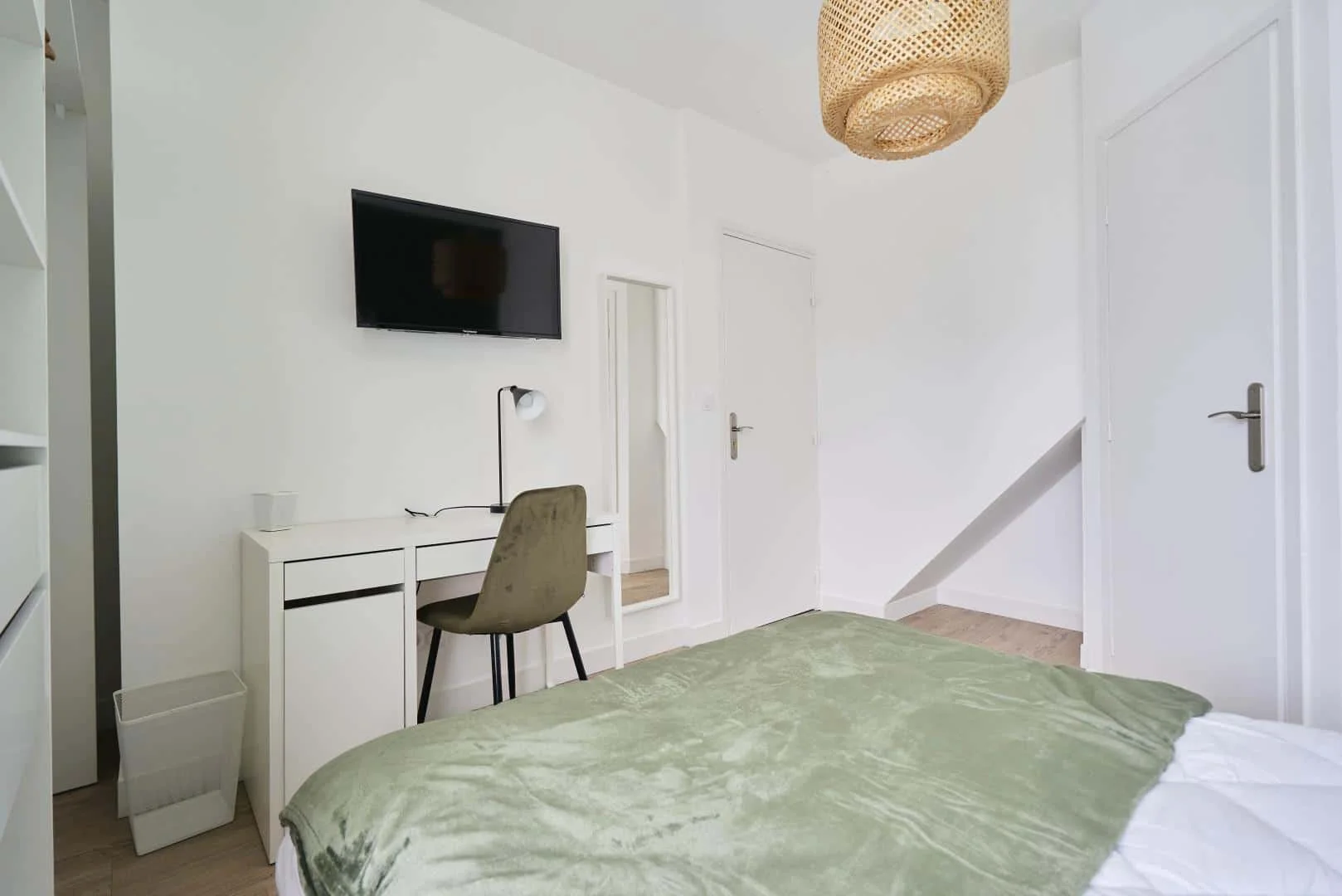 Habitación para estudiantes en  con modernas comodidades