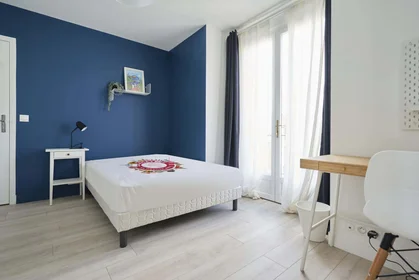 Private room at 271 Rue d'Estienne d'Orves, 92700 Colombes, France, image 1 of 41