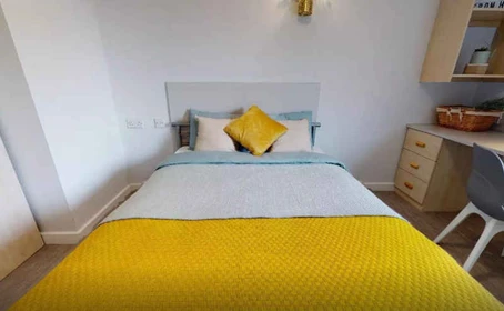 Quarto para alugar num apartamento partilhado em Manchester