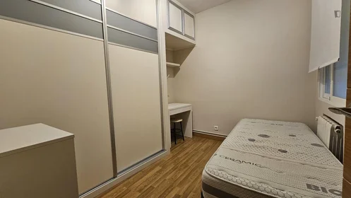 Quarto privado em C. de Peña de Francia, imagem 2 de 12