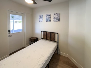 Quarto para alugar ao mês em Phoenix