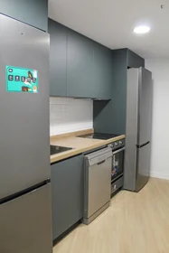 Private room in residence at C. del Petirrojo, image 24 of 49