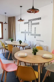Private room in residence at C. del Petirrojo, image 30 of 49