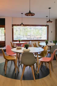 Private room in residence at C. del Petirrojo, image 32 of 49