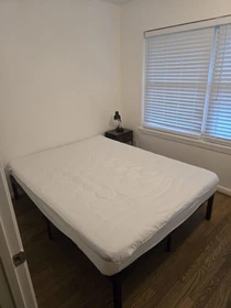 Quarto para alugar ao mês em Houston