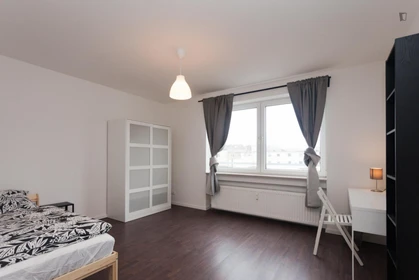 Chambre à louer dans un appartement en colocation à Dusseldorf