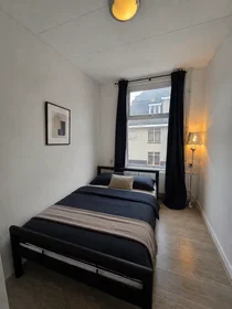 私人房间 在 Vermeerstraat, Schilderswijk, 10的图像2