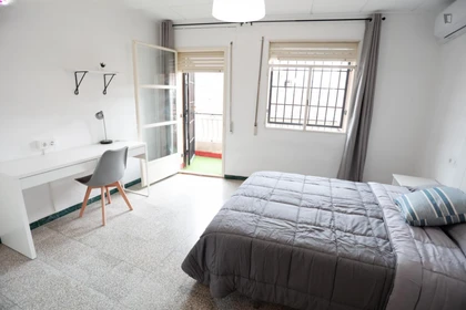 Habitación privada barata en Murcia