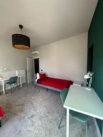 Firenze de çift kişilik yataklı kiralık oda