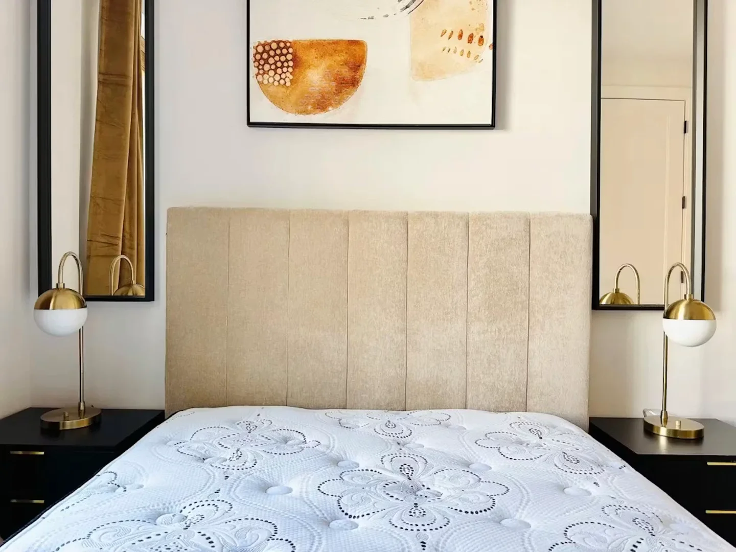 Bright and airy student room with easy university access in 