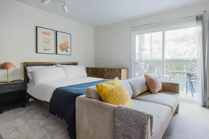 Logement entier à Barham Boulevard, Hollywood Hills, image 1 de 10