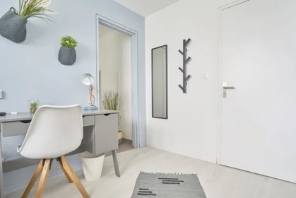 Quarto privado em 11 rue Jacques Offenbach, imagem 21 de 25