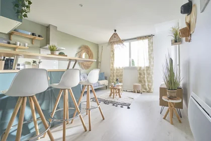 Quarto privado em 11 rue Jacques Offenbach, imagem 6 de 25