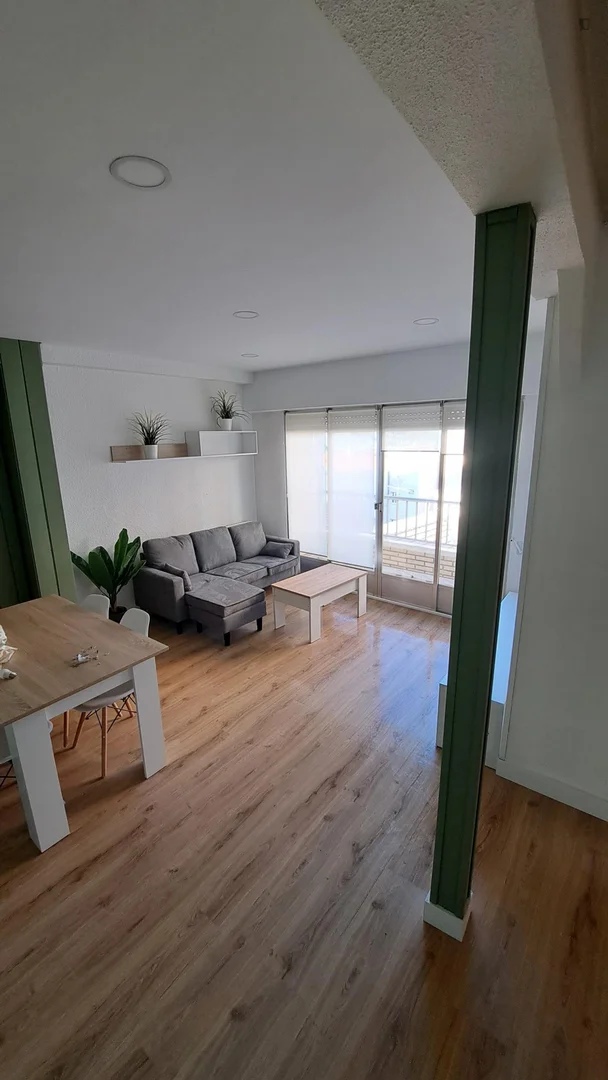 Chambre d'étudiant confortable et spacieuse dans 
