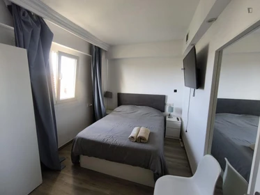 Quarto para alugar com cama de casal em Palma-de-mallorca